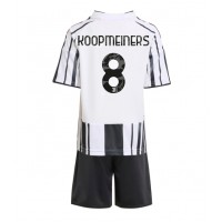 Otroški Nogometni dresi Juventus Teun Koopmeiners #8 Domači 2025-26 Kratek Rokav (+ Kratke hlače)